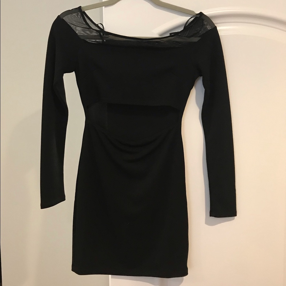 Cute fitted black dress from Forever 21